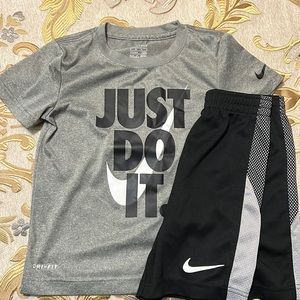 Boys Nike shirt set